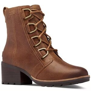 SOREL Cate Lace Lug Booties 8.5